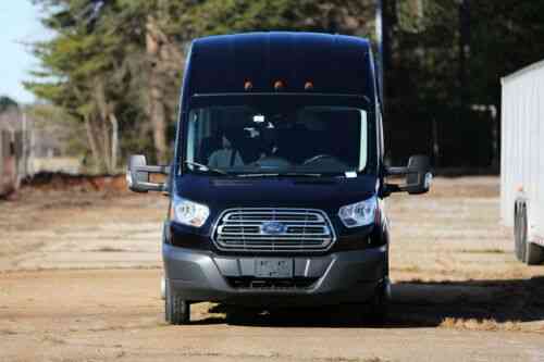 ford transit 350hd xlt