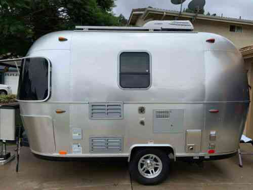 Airstream Bambi 16rb (2018) Airstream Bambi 16rb Sport: Vans, SUVs, and ...