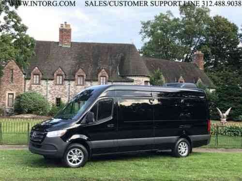 Mercedes Benz Sprinter Limousine Luxury Van Executive Mobile Used Classic Cars