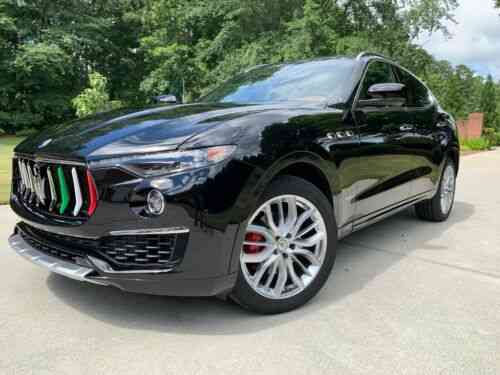 Maserati Levante Granlusso Suv Black Awd Automatic: Used Classic Cars