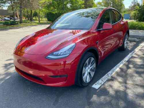 Tesla Model Y Dual Motor Long Range, Autopilot Brand: Used Classic Cars