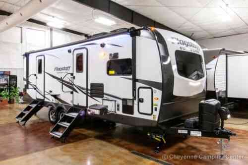 2021 Flagstaff Super Lite 26fkbs Front Kitchen Travel Vans Suvs And Trucks Cars