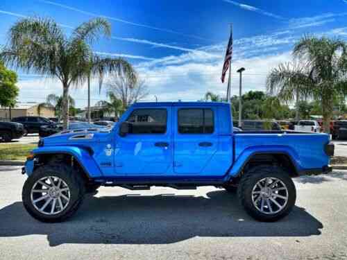 Gladiator Turbo Diesel Hydro Blue Pearl Custom Lifted Leather Used Classic Cars