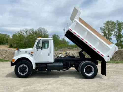 International 4900 Dump Truck With Only 85k Miles! One: Vans, SUVs, and ...