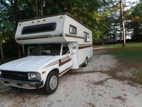 Toyota Dolphin Rv 21ft 19 Toyota Dolphin Motorhome 4 Vans Suvs And Trucks Cars