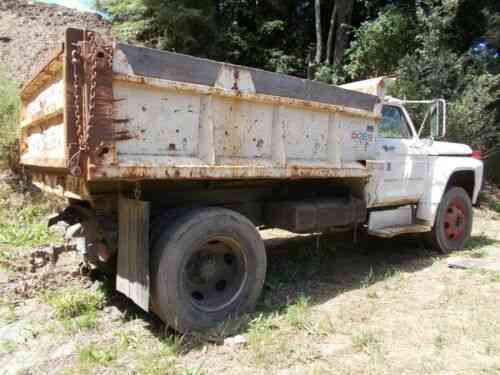 Dump Truck Ford Truck F 600 Dump 10 X 7ft Bed 10 X 22 5 Tires Vans Suvs And Trucks Cars