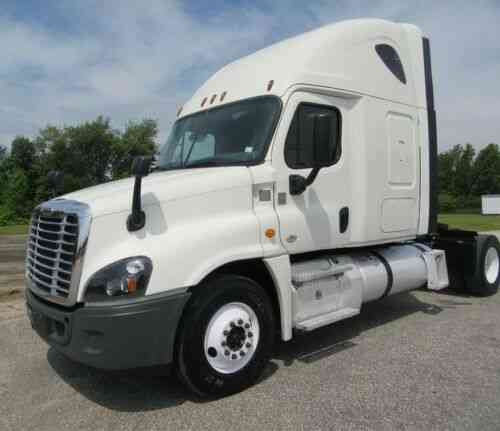 Freightliner Cascadia 125 Single Axle Sleeper Detroit Dd15 Vans Suvs And Trucks Cars