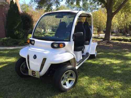 Polaris Gem Gem E4 Car - Euc - New Batteries - Low: Vans, SUVs, and ...