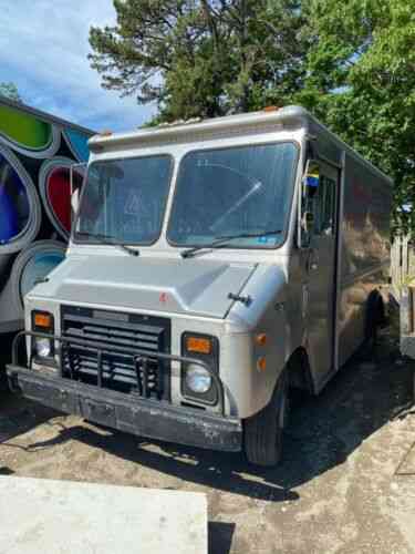 Grumman Step Van Great Truck In Used Conditions Runs: Vans, SUVs, and ...