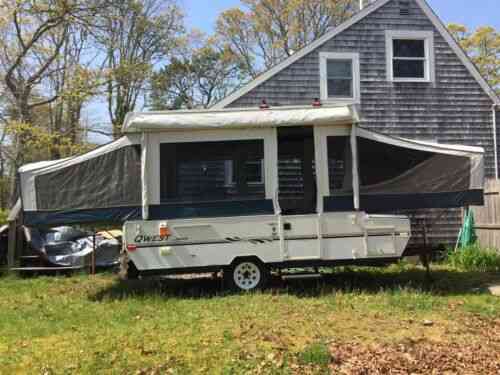 Jayco Qwest 10k 2004 Pop Up Camper, Vg Condition,: Vans, SUVs, and