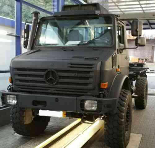 Unimog U5030 Daimler Hellgeth Expedition Truck