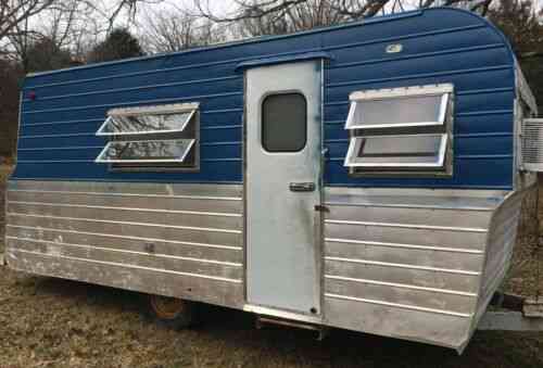 Vintage 1969 71 Tag A Long Humpback Camper Trailer Bathroom Vans Suvs And Trucks Cars